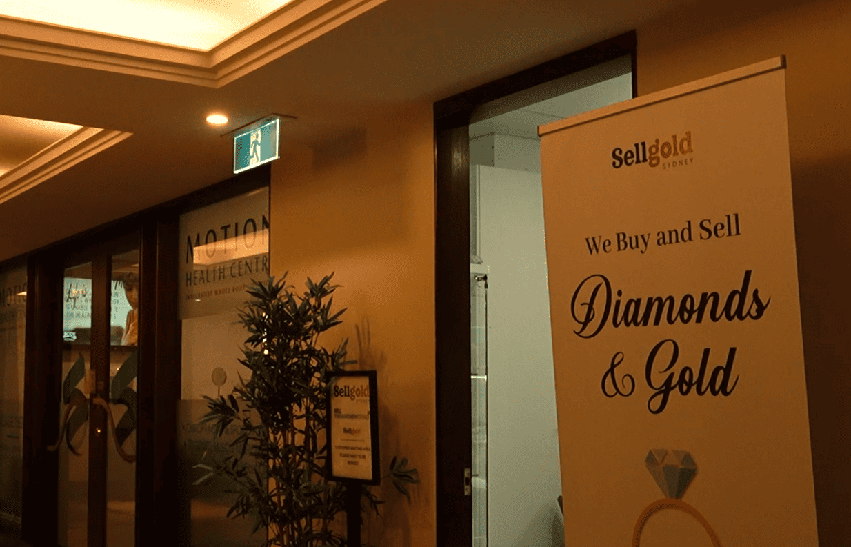 Outside the sell gold Sydney shop